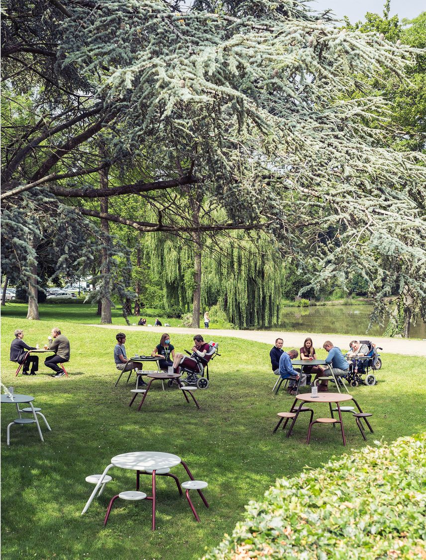 Un bar éphémère dans le parc