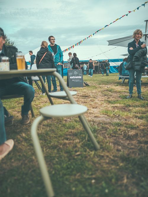 Markteinführung von Saison Tremist auf dem Bal-à-Deuse-Festival