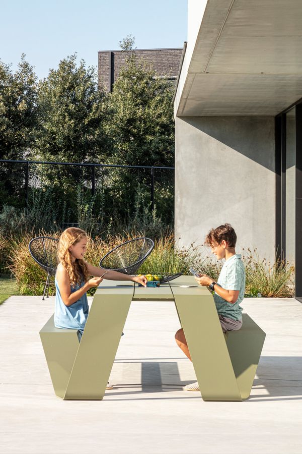 Hopper Modern Picnic Table by Extremis